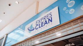 Čistírna Expres Clean v Central Kladno je otevřena denně od 9 do 20 hodin.