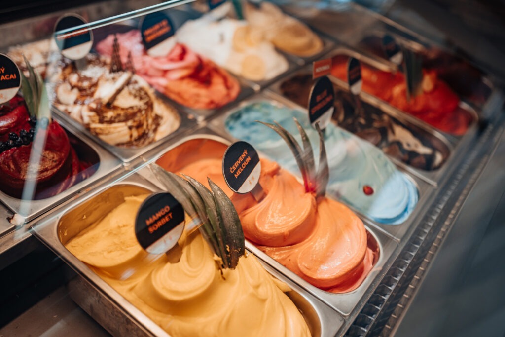 Kopečková zmrzlina v prodejně Fruitisimo
